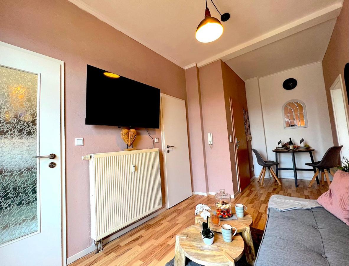Elbling Apartment Mit Terrasse - Netflix - Parkplatz - Weinbergblick Meißen 외부 사진