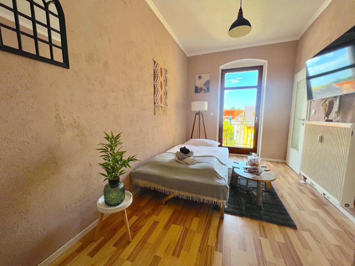 Elbling Apartment Mit Terrasse - Netflix - Parkplatz - Weinbergblick Meißen 외부 사진